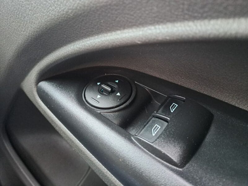 2020 20 FORD TRANSIT CONNECT 1.5 240 EcoBlue Leader Panel Van 5dr Diesel Manual L2 Euro 6 (s/s) (100 ps)