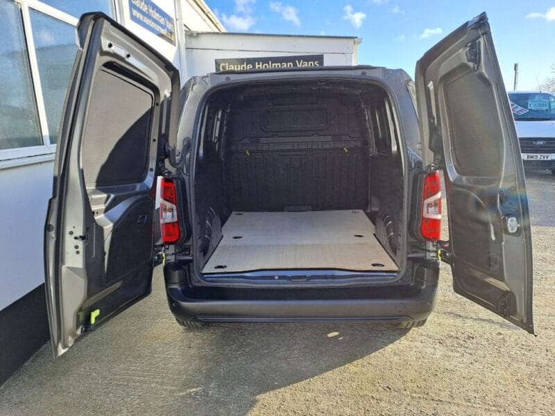2021 21 PEUGEOT PARTNER 1.5 BlueHDi 1000 Professional