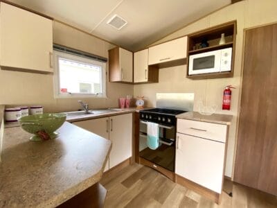 2015 Willerby Summer Breeze - Static Caravan for sale in Newquay