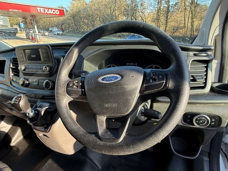 FORD TRANSIT CUSTOM 2.0 TDCI 130 300 LEADER SWB DIESEL PANEL VAN