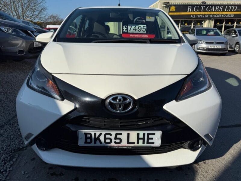 TOYOTA AYGO 1.0 VVT-I X-PLAY 5 DOOR PETROL HATCH