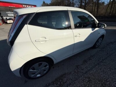 TOYOTA AYGO 1.0 VVT-I X-PLAY 5 DOOR PETROL HATCH