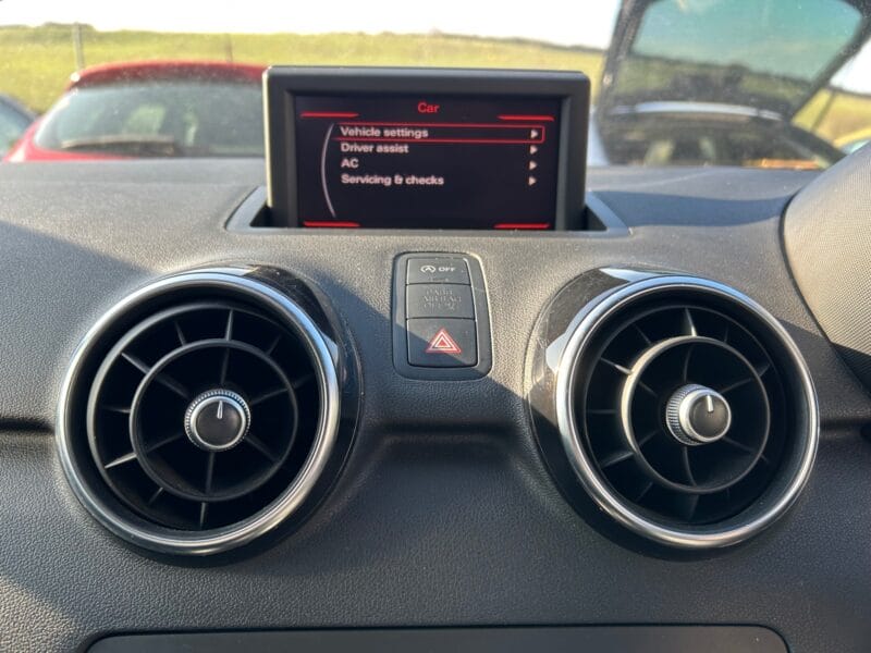 AUDI A1 TDI S LINE