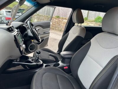 Kia Soul Crdi Connect Plus