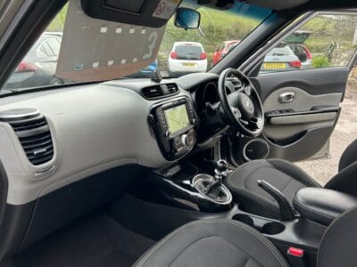 Kia Soul Crdi Connect Plus