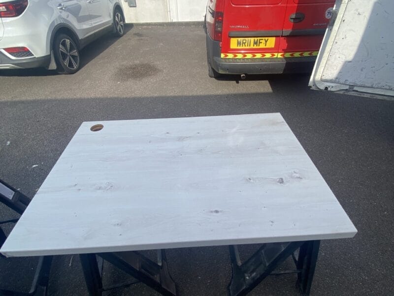 Artisan oak white worktop