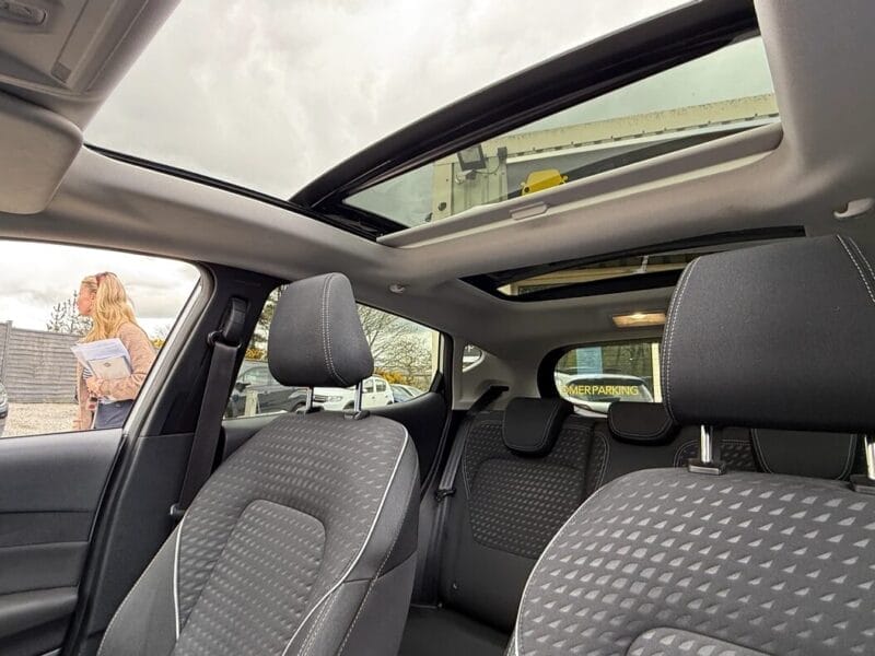 FORD FIESTA 1.5 TDCI TITANIUM 5 DOOR DIESEL HATCH