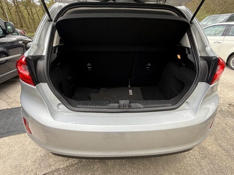 FORD FIESTA 1.5 TDCI TITANIUM 5 DOOR DIESEL HATCH