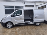 2021 71 RENAULT TRAFIC 2.0 dCi ENERGY 28 Business+ Panel Van 5dr Diesel Manual SWB Standard Roof Euro 6 (s/s) (120 ps)