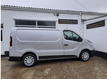 2021 71 RENAULT TRAFIC 2.0 dCi ENERGY 28 Business+ Panel Van 5dr Diesel Manual SWB Standard Roof Euro 6 (s/s) (120 ps)