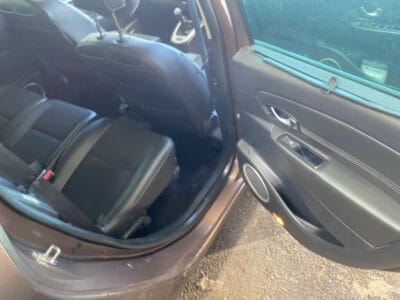 Renault Scenic – Price £1995