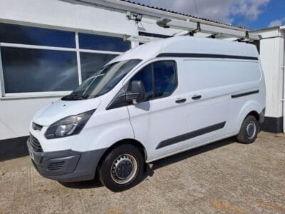 2015 64 FORD TRANSIT CUSTOM 2.2 TDCi 290 Panel Van 5dr Diesel Manual L2 H2 (186 g/km, 123 bhp)