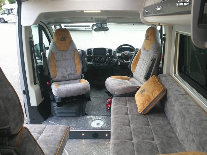 Compare Print Share 2025 Auto-Sleepers Symbol