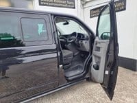 2023 73 VOLKSWAGEN TRANSPORTER 2.0 TDI T32 Highline Kombi Double Cab 5dr Diesel DSG FWD SWB Euro 6 (s/s) (150 ps)