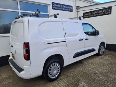 2021 21 VAUXHALL COMBO 1.5 Turbo D 2300 Sportive Panel Van 4dr Diesel Manual L2 H1 Euro 6 (100 ps)